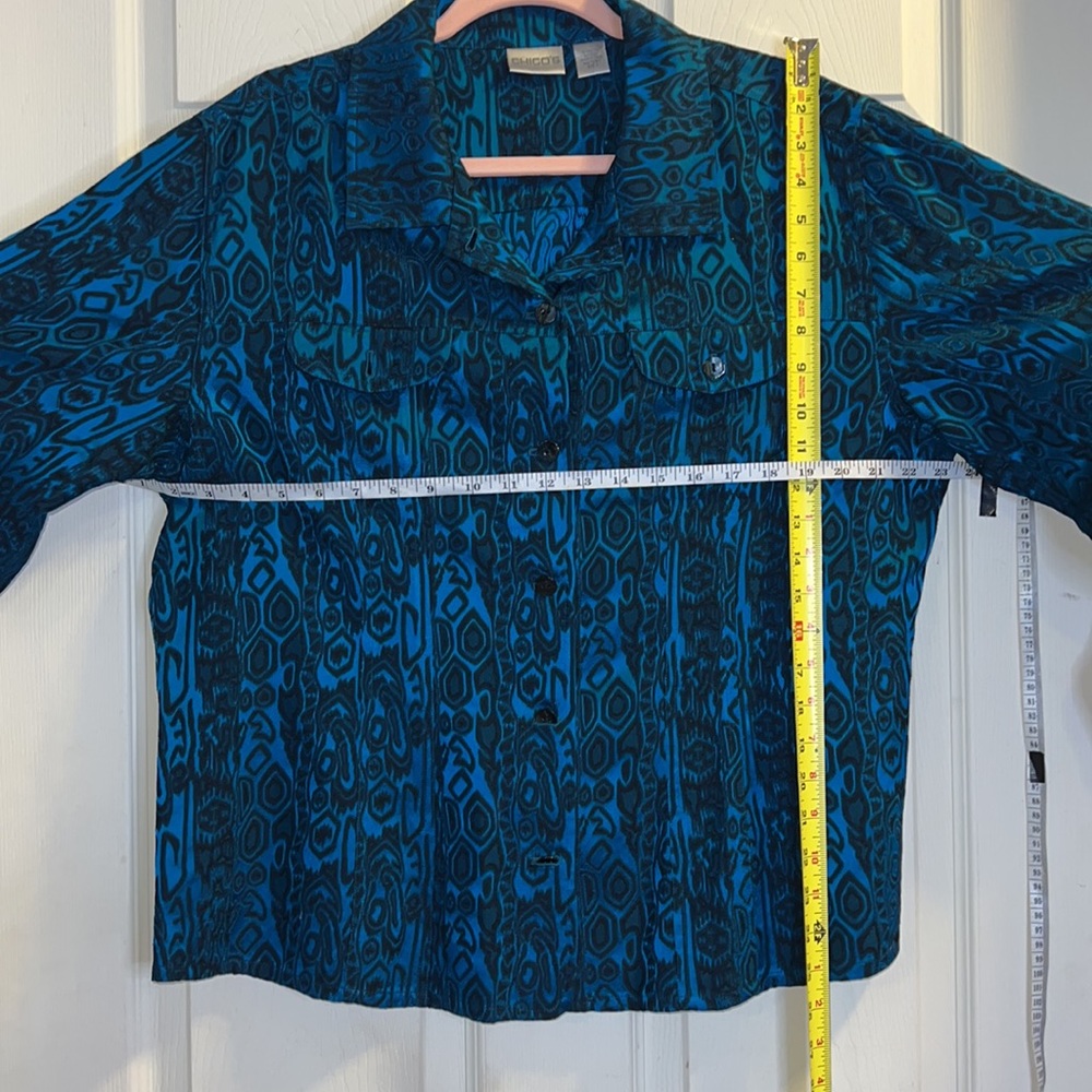 Super Pretty Chico Button Down W/Front Pockets Bl… - image 3